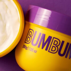 Kit Soin Raffermissant Beleza Brasileira : Gommage Exfoliant et Crème Bumbum